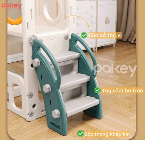 Bậc thang của set cầu trượt được thiết kế theo dáng khép kín kết hợp hoạ tiết chống trơn trượt