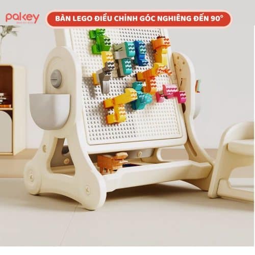 Bề mặt bàn lego đa năng có thể được điều chỉnh nhiều góc, giúp điều chỉnh phù hợp với tư thế ngồi của trẻ nhất