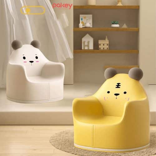 Hình dáng ghế sofa cho bé có thiết kế theo dáng hình thang, với phần tựa lưng và phần đệm ngồi được nối liền thành một khối