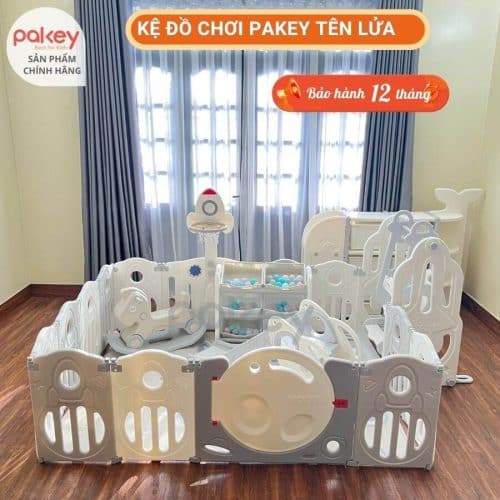 Kệ đồ chơi cho bé Pakey hình Tên Lửa 11 Kệ đồ chơi Pakey có màu sắc trắng sang trọng, phù hợp với nhiều loại nội thất gia đình