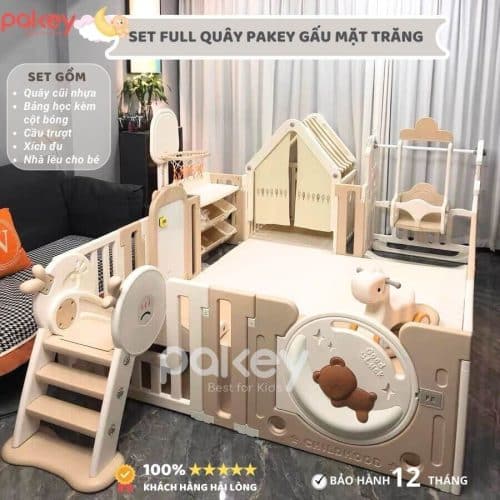 Bộ quây cũi nhựa kết hợp với màu sắc là hoạ tiết hình gấu mặt trăng ngộ nghĩnh