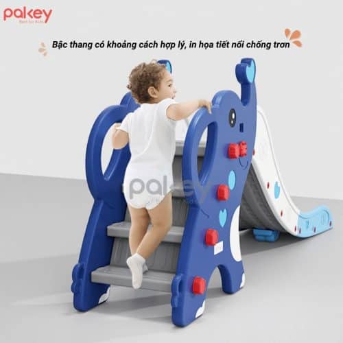 Thiết kế cầu thang khép kín đảm bảo an toàn cho bé, không bị kẹp chân