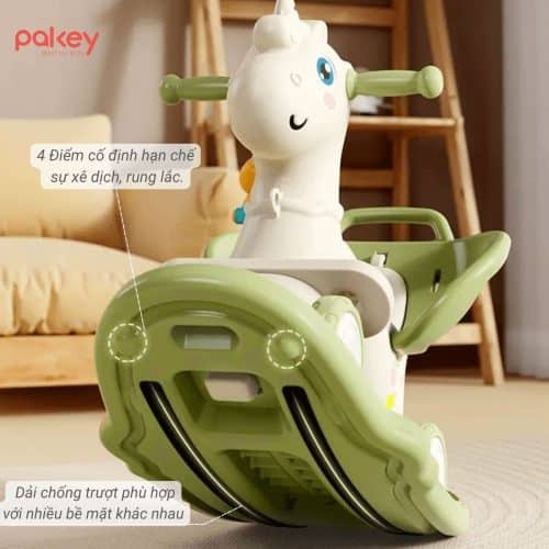 Tấm đáy có thiết kế 4 điểm cố định để khi bé nhún nhảy không lo bị xê dịch, trơn trượt
