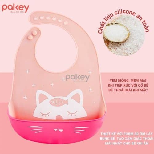 Thiết kế túi sâu 3D độc đáo giữ được form mở, giúp thức ăn không bị rơi xuống, ngăn bé làm bẩn quần áo hay môi trường xung quanh