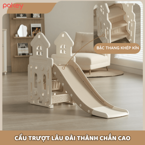 Set quây kết hợp với màu sắc là hoạ tiết hình gấu mặt trăng ngộ nghĩnh