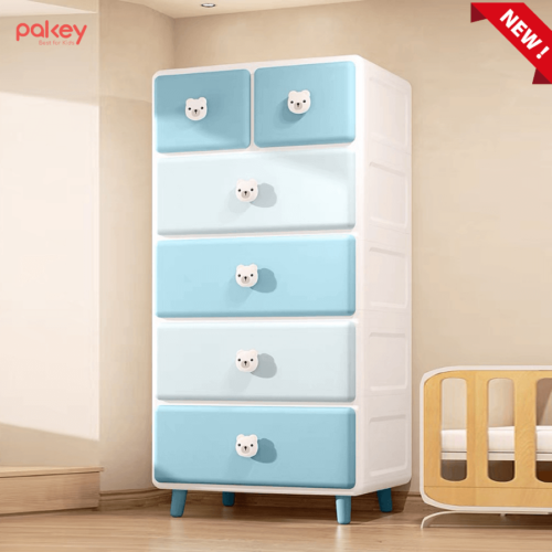 Tủ nhựa Pakey SK002 18 Thiết kế chân tủ có độ cao so với nền nhà không chỉ tạo sự sang trọng mà còn giúp dễ dàng vệ sinh, quét lau phòng mà không gặp khó khăn
