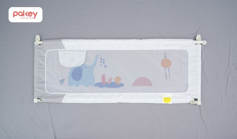 Sau khi lắp thanh ngang trên dưới và thanh trụ dọc, ta được thành phẩm như hình