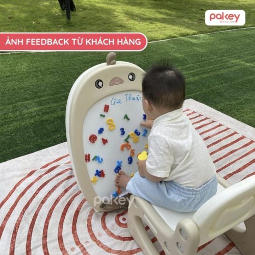 Bảng vẽ cho bé Pakey Gà Nâu