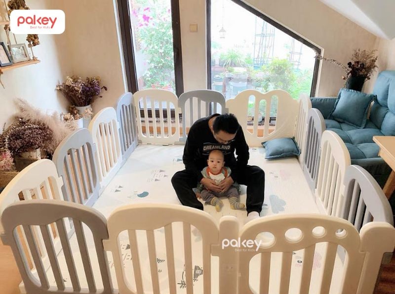 Có nên mua quây cũi cho bé không? Quây cũi loại nào tốt? 7 Quây cũi cho bé (hay còn gọi là quây bóng, cũi quây) là một sản phẩm được thiết kế nhằm tạo ra không gian riêng biệt, an toàn cho bé vui chơi