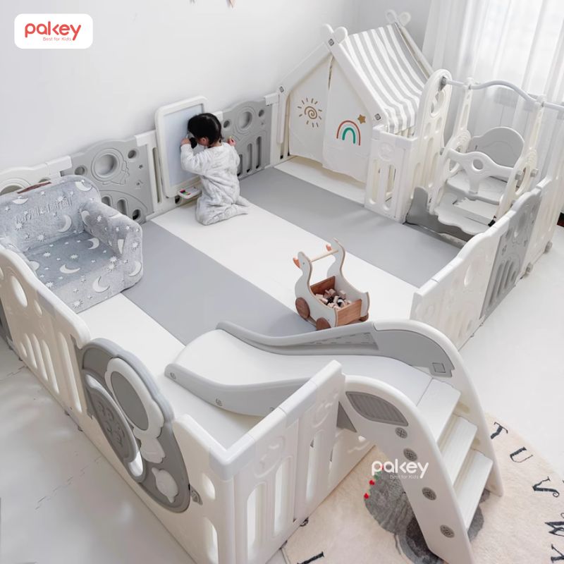 Có nên mua quây cũi cho bé không? Quây cũi loại nào tốt? 12 Pakey - Thương hiệu dẫn đầu thị trường về quây cũi cho bé