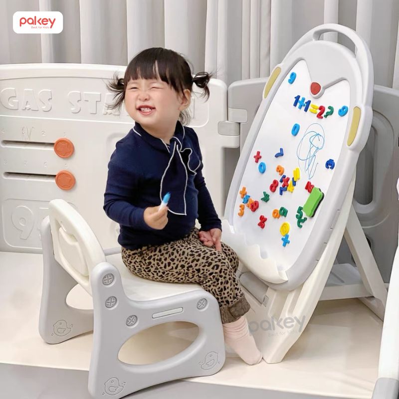 Top 12+ món quà 1/6 cho bé ý nghĩa dịp Tết Thiếu Nhi 27 Mỗi giai đoạn phát triển, bé sẽ có những nhu cầu khác nhau về vận động, trí tuệ và cảm xúc