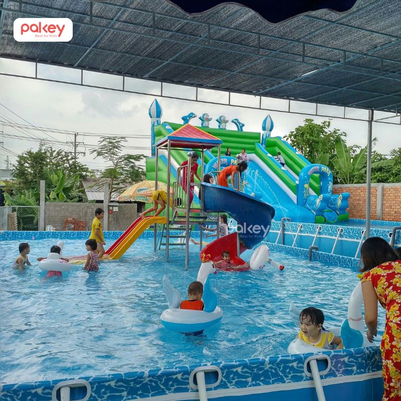 30+ mẫu cầu trượt liên hoàn ngoài trời tăng vận động cho bé 35 Cầu trượt liên hoàn tích hợp trò chơi nước