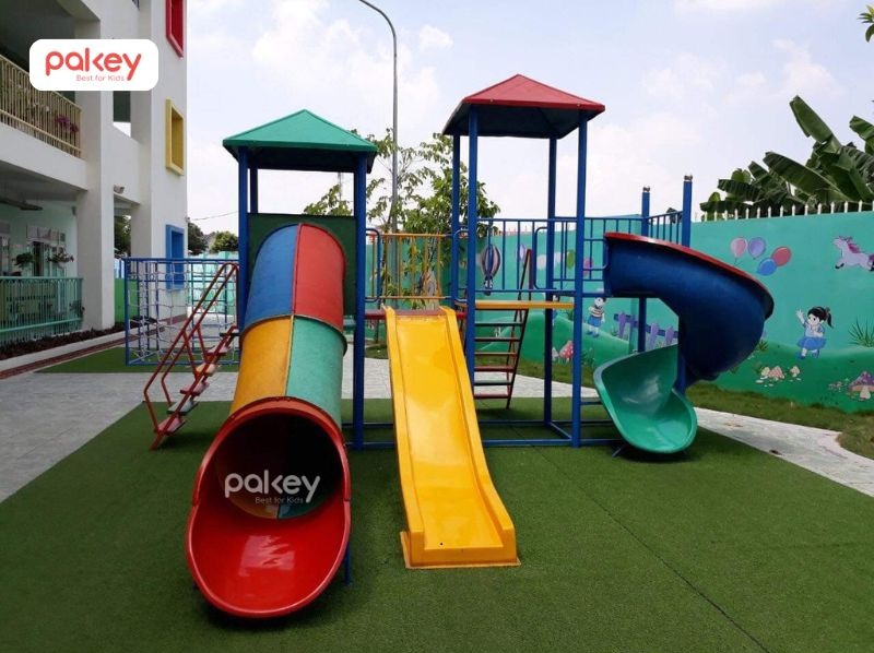 30+ mẫu cầu trượt liên hoàn ngoài trời tăng vận động cho bé 31 Cầu trượt liên hoàn bằng thép sơn tĩnh điện