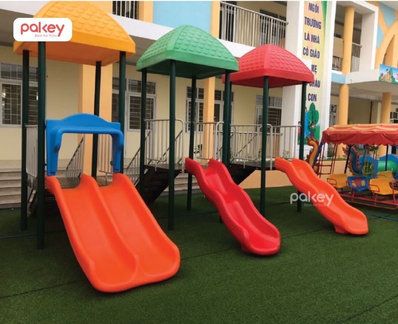 30+ mẫu cầu trượt liên hoàn ngoài trời tăng vận động cho bé 26 Cầu trượt liên hoàn bằng thép sơn tĩnh điện