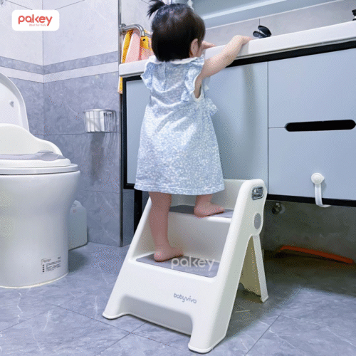 Thang ghế kê chân cho bé Pakey C001