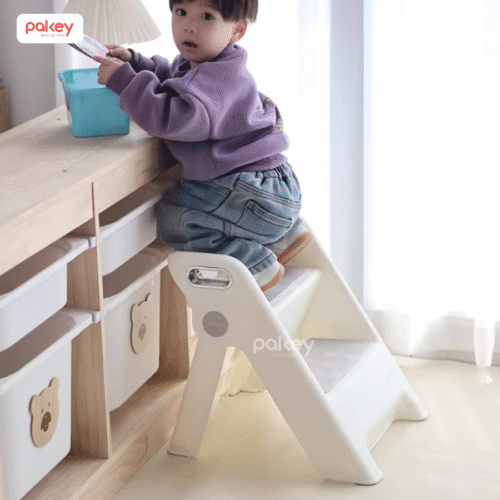 Thang ghế kê chân cho bé Pakey C001
