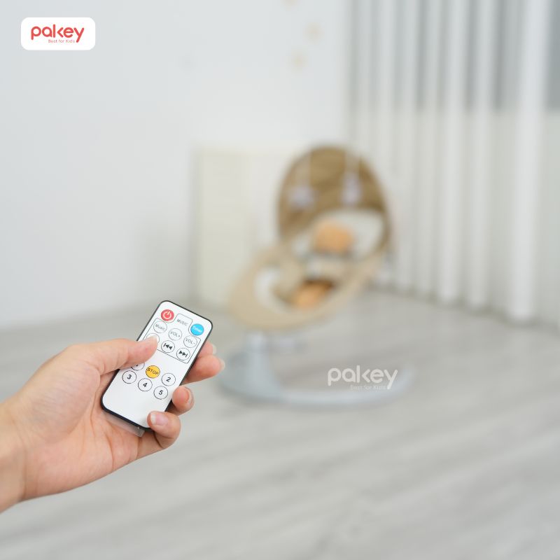 Hướng dẫn cách sử dụng nôi điện an toàn và đúng cách 9 Điều chỉnh tốc độ đưa phù hợp với từng bé