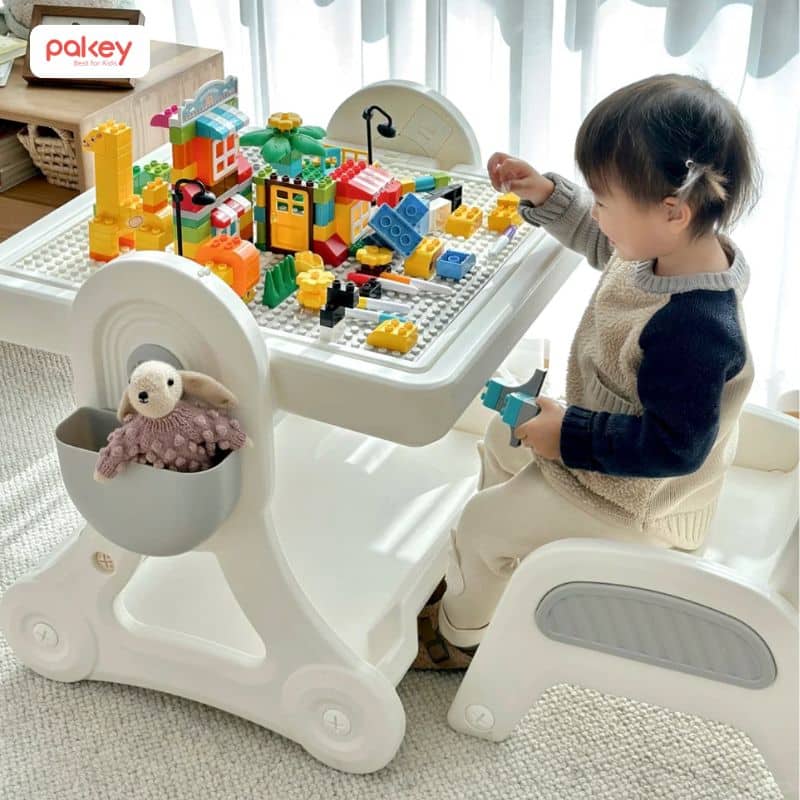 Đồ chơi giúp cho bé tăng khả năng sáng tạo, trí tưởng tượng
