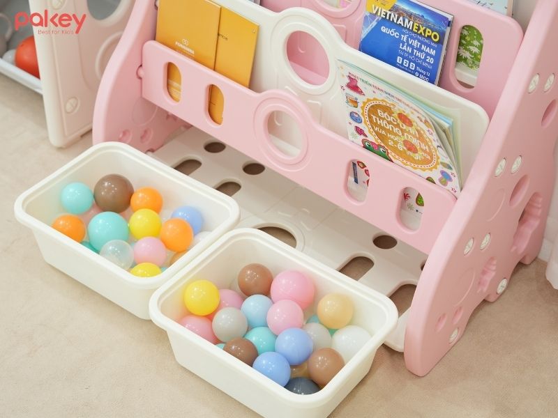 Nên mua kệ đựng sách nào cho bé 5 tuổi