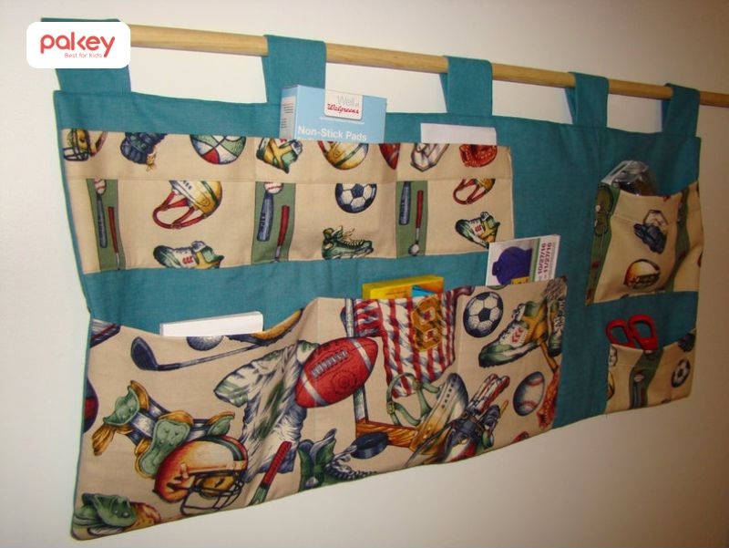 tự làm kệ đồ chơi cho bé bằng vải