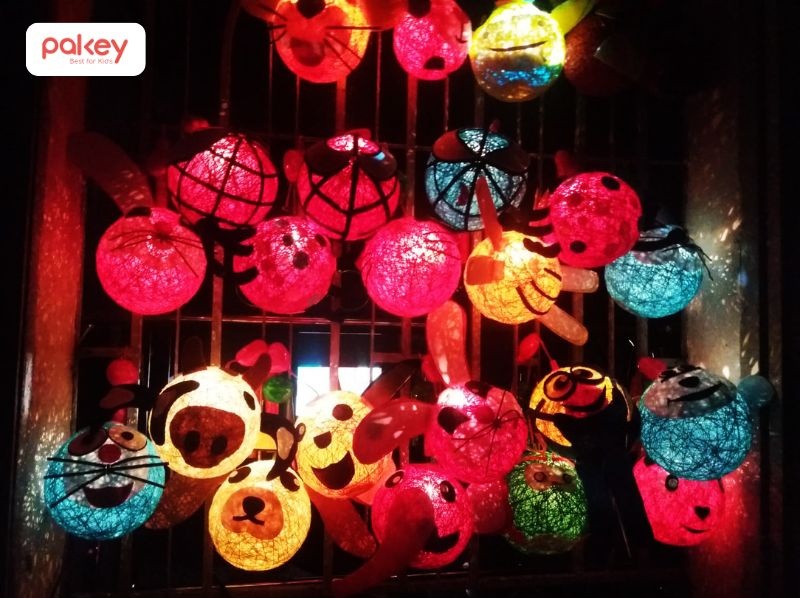 Tạo hình, trang trí cho lồng đèn tùy thích