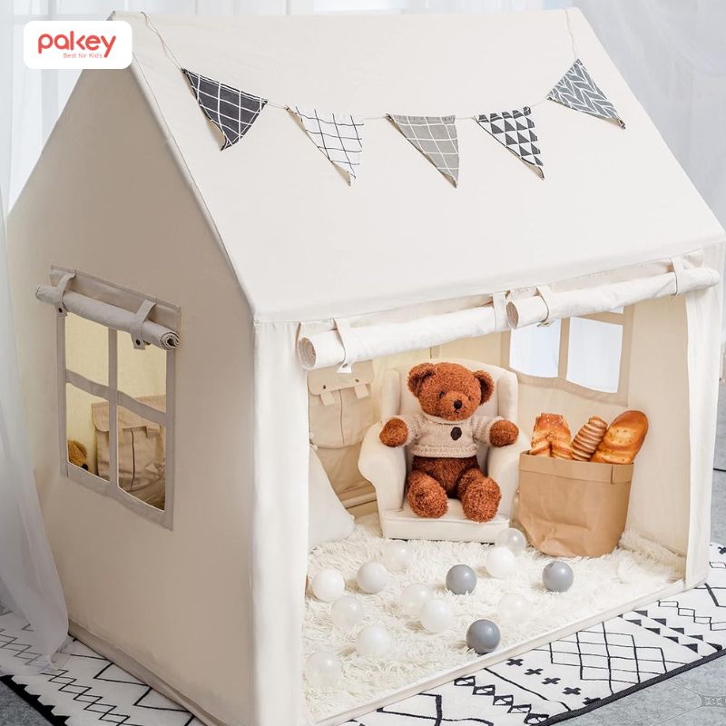 Màu sắc tươi sáng, họa tiết dễ thương sẽ giúp bé thêm hứng thú khi chơi trong lều