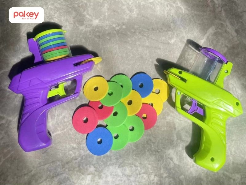 Mua súng đồ chơi cho trẻ và những lưu ý quan trọng cho ba mẹ 9 Nên chọn sản phẩm được làm từ nhựa ABS hoặc PP cao cấp, không chứa BPA, không có mùi hắc