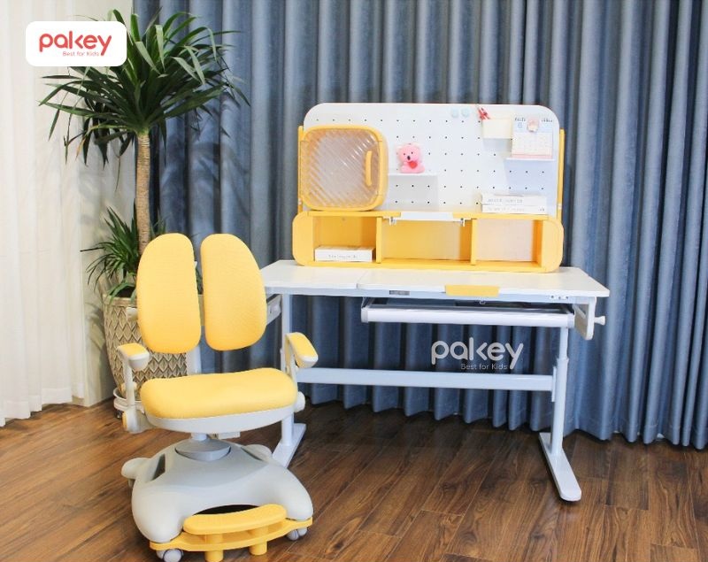 Bàn học thông minh là loại bàn học được thiết kế theo nguyên lý công thái học