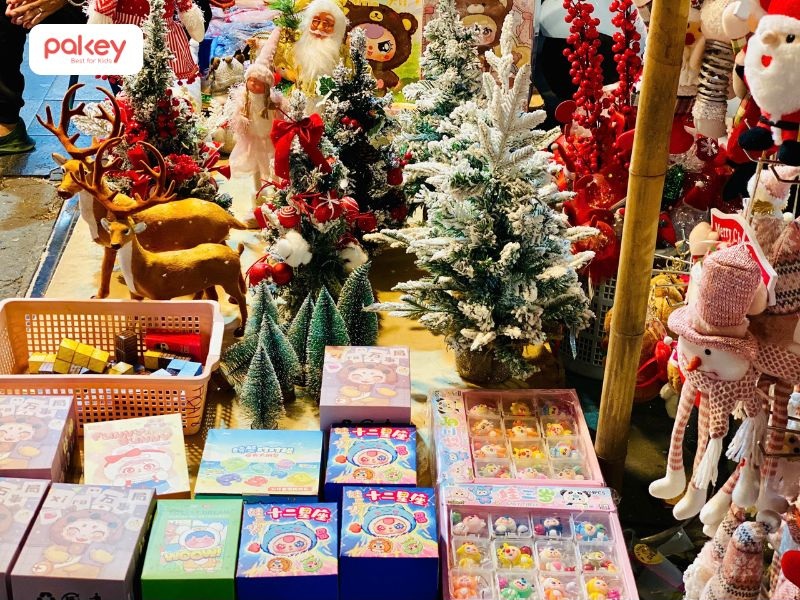Top 5 món đồ chơi noel cho bé trai, bé gái cực mê mẩn 17 Chọn quà noel cho bé theo sở thích và độ tuổi của trẻ