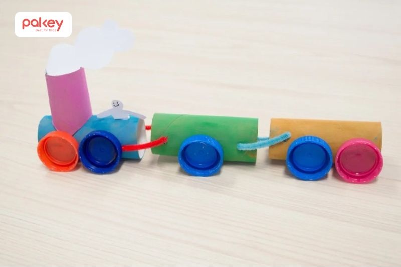 15+ ý tưởng làm đồ chơi cho bé handmade không tốn 1 xu 25 Làm đoàn tàu hỏa cho bé bằng lõi giấy vệ sinh