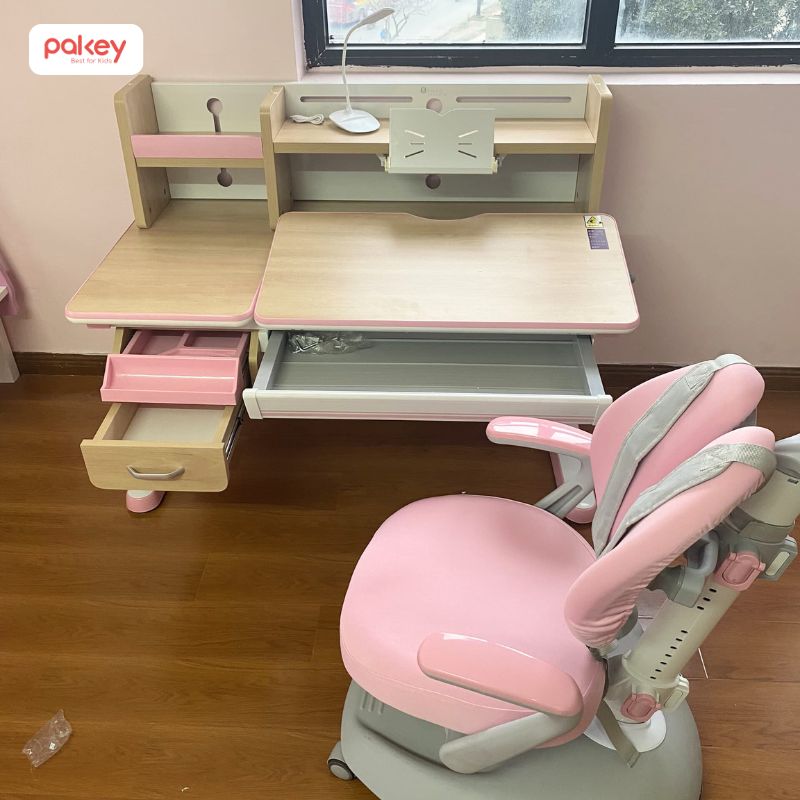 Lựa chọn kiểu bàn phù hợp với không gian phòng