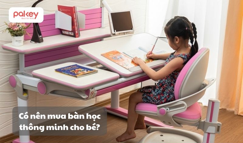 Có nên mua bàn học thông minh cho bé?