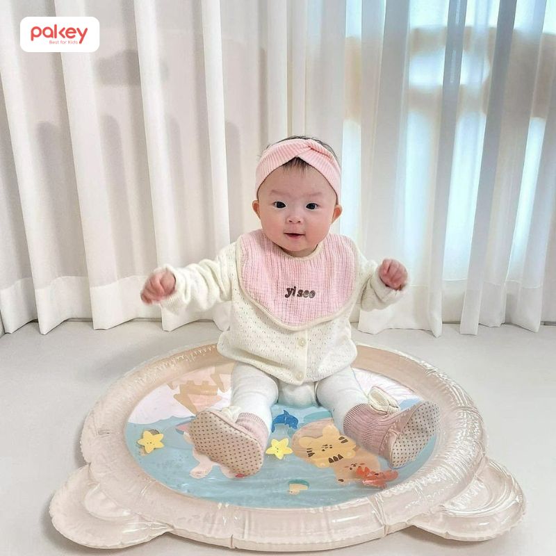 Thảm nước cho bé