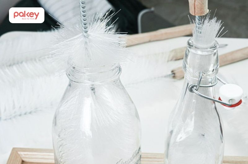 Vệ sinh lọ thủy tinh