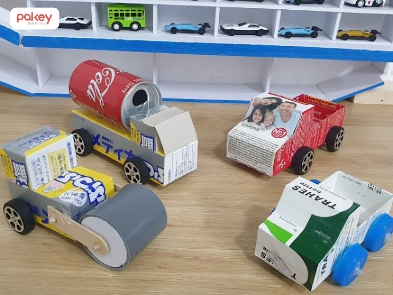 3 cách làm ô tô đồ chơi cho bé từ giấy bìa, hộp sữa, chai nhựa