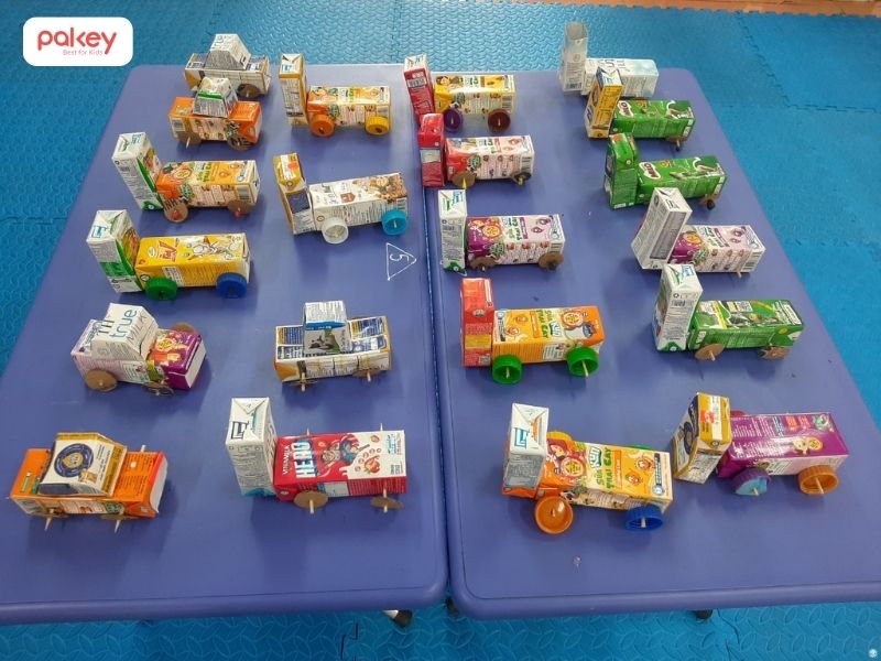 3 cách làm ô tô đồ chơi cho bé từ giấy bìa, hộp sữa, chai nhựa