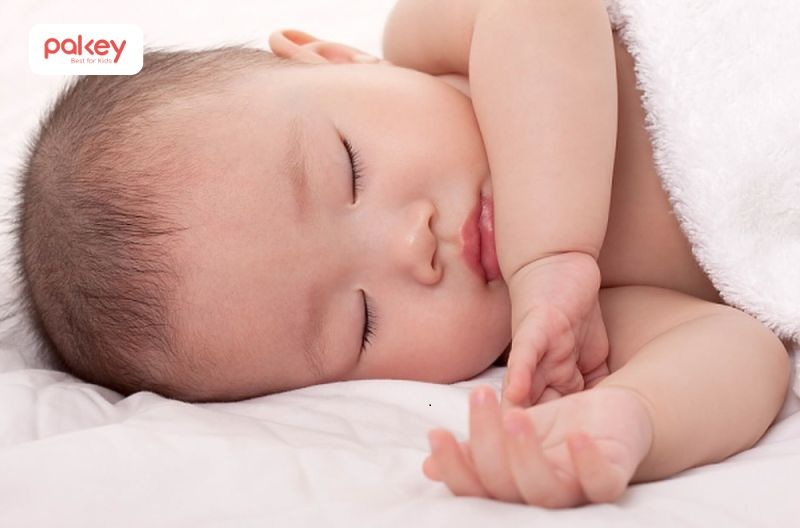 10 mẹo dân gian giúp trẻ ngủ sâu giấc và lưu ý quan trọng cho ba mẹ