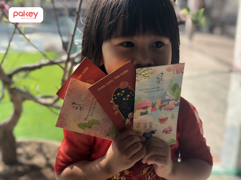 Nguồn gốc và ý nghĩa của bao lì xì - 99+ mẫu lì xì Tết đẹp 2026 58 Lì xì là một trong những trải nghiệm Tết đầu đời quan trọng đối với trẻ nhỏ