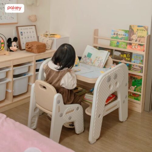Ghế nhựa cho bé Pakey YY02