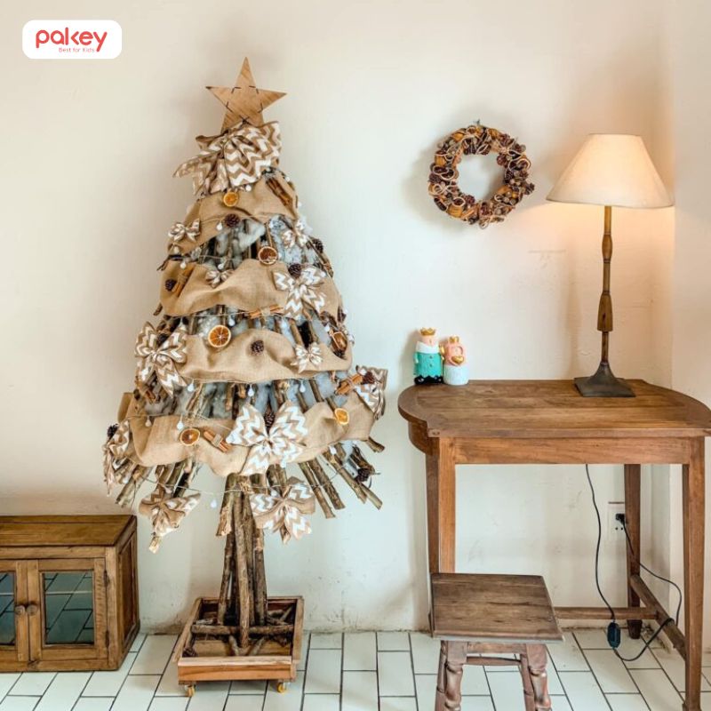 Trang trí cây thông Noel vintage, cổ điển