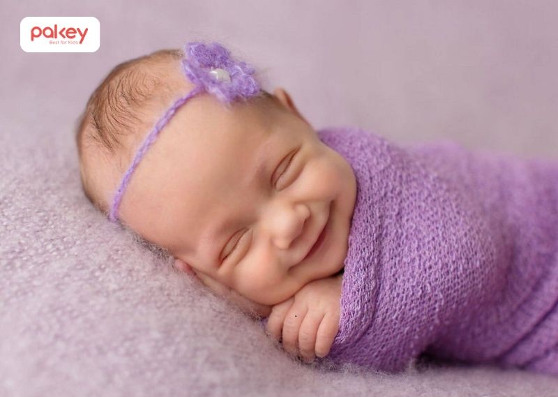 Trẻ ngủ nhưng miệng vẫn cười thường có chỉ số IQ khá cao