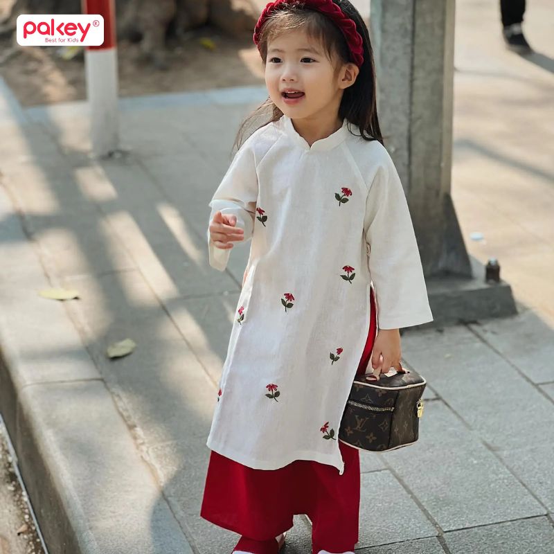 99+ Mẫu áo Dài trẻ em cho bé gái, bé trai đẹp nhất 2026 63 Áo Dài cho bé gái