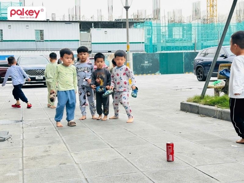 Top 50+ trò chơi dân gian Việt Nam đặc sắc nhất 74 Trò chơi ném lon