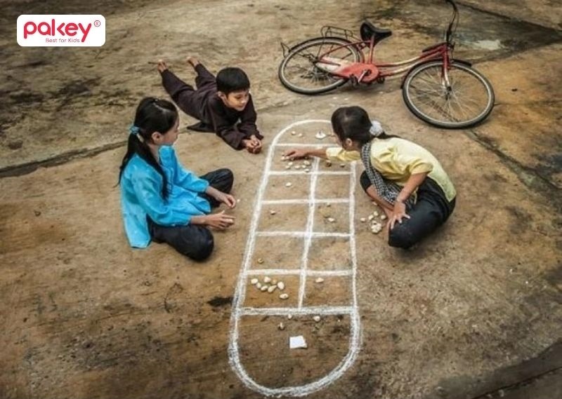 Top 50+ trò chơi dân gian Việt Nam đặc sắc nhất 62 Trò chơi dân gian: Ô ăn quan