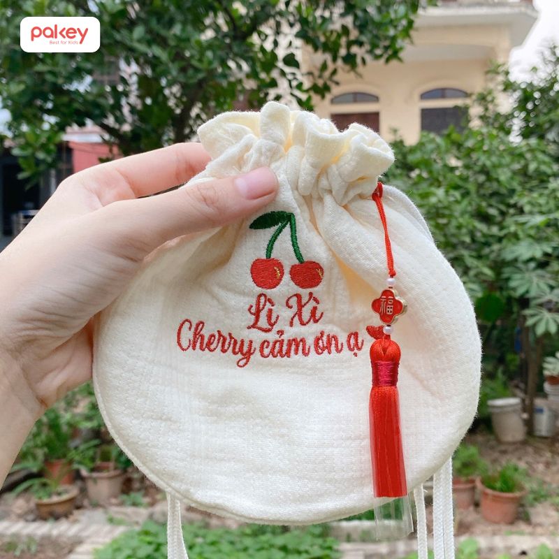 Túi đựng lì xì thêu tên bé mang dấu ấn cá nhân riêng