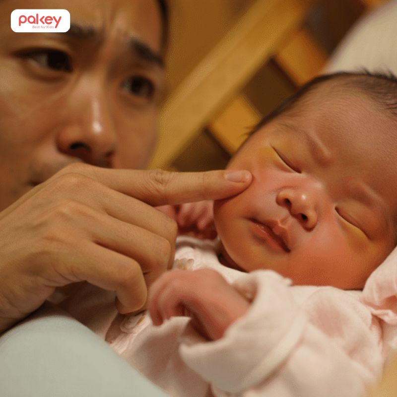 Trẻ ngủ li bì nhưng không sốt có sao không?