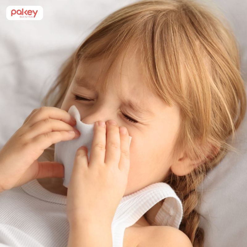 Nguyên nhân trẻ bị chảy máu cam khi ngủ và 5 bước xử lí an toàn