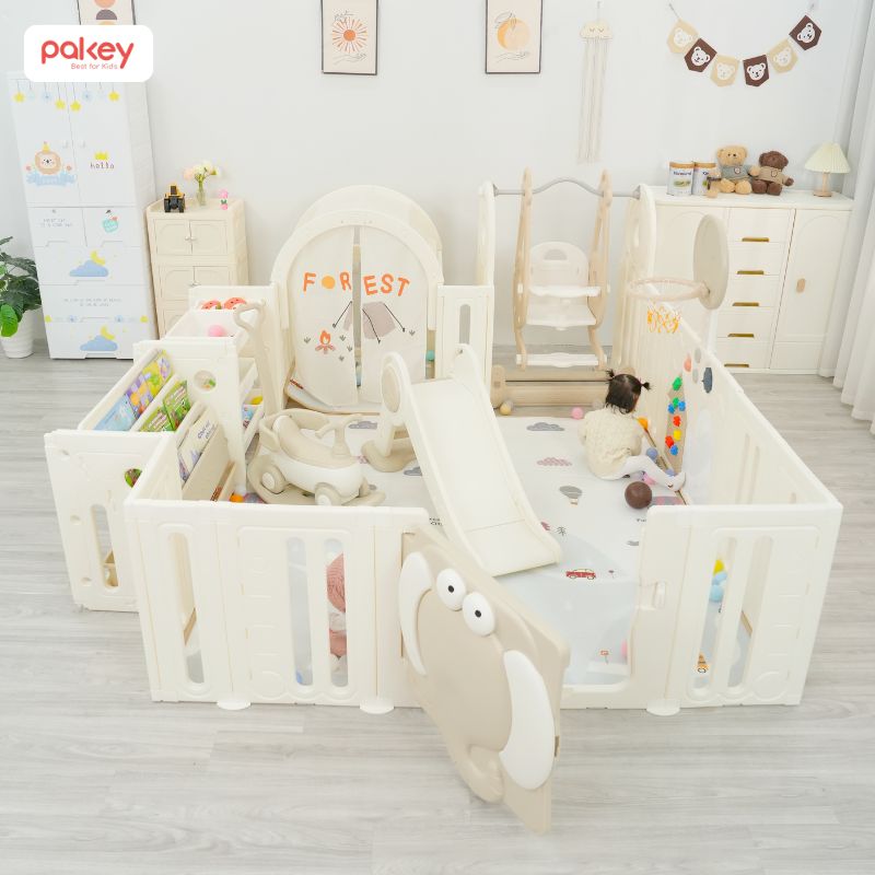 Set quây liên hoàn kèm nhiều đồ chơi cho bé như xích đu, cầu trượt, kệ sách, ngựa bập bênh,...