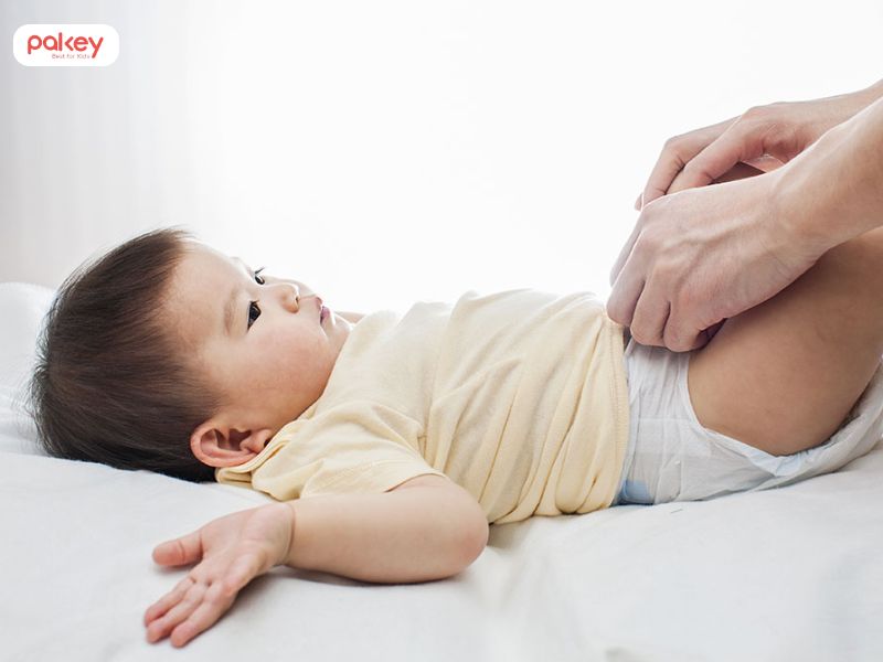 Tại sao trẻ sơ sinh khó ngủ vào ban đêm? 