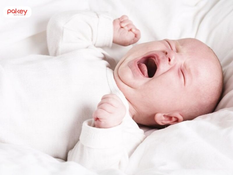 Tại sao trẻ sơ sinh khó ngủ vào ban đêm? 